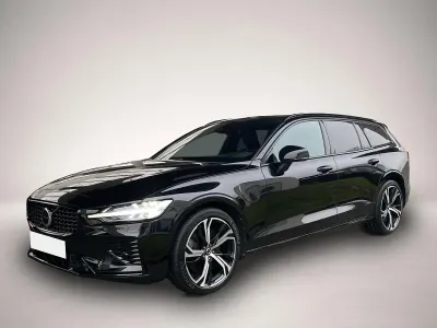 Gebraucht Volvo V60 Plus 455 PS (334 kW) 2022 Manufacturer Kombi