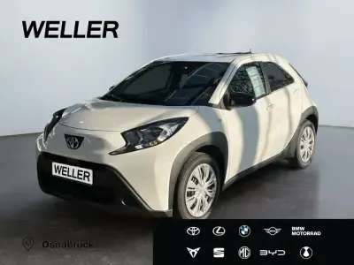 Neu Toyota Aygo X Business Edition 72 PS (52 kW) 2025 (255)schneeweiß SUV