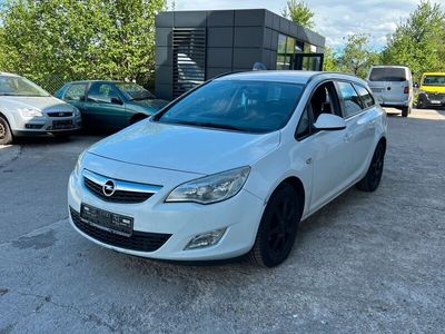 gebraucht Opel Astra 2011 1.7 CDTI DIESEL EURO5 TÜV 09.2025 KLIMA PDC AHK