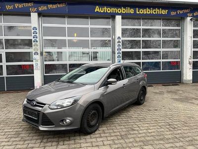 Grau Gebraucht 2012 Ford Focus Kombi | 4.850 € (Fairer Preis)