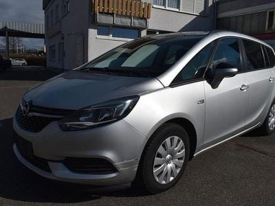 Gebraucht Opel Zafira Edition 120 PS (88 kW) 2018 Silber Van / Kleinbus