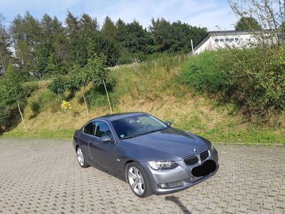 gebraucht BMW 335 i Coupé - Frühjahrsschnäppchen