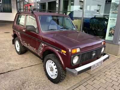 gebraucht Lada niva 1.7i 4x4 mit AHK, Dachlastenträger