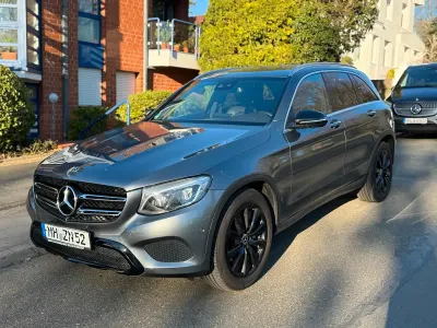 Usata Mercedes GLC350 Luxury 258 CV (189 kW) 2017 Grigio SUV