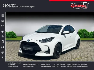 Gebraucht Toyota Yaris Hybrid Business Edition 116 PS (85 kW) 2023 Limousine