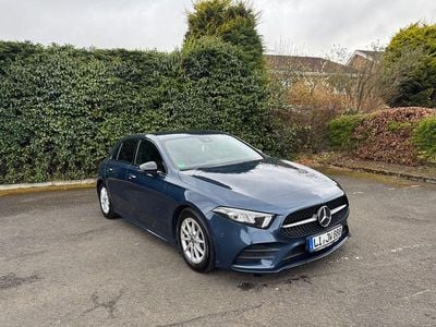Gebraucht Mercedes A180 AMG line 136 PS (100 kW) 2019 Blau Limousine