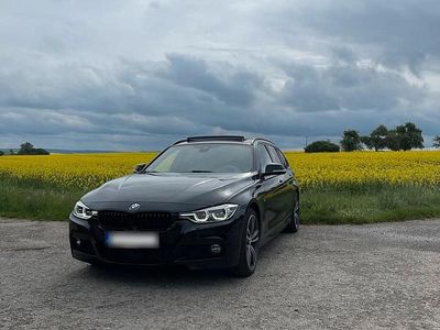 Usata BMW 330 256 CV (188 kW) 2016 Nero Station wagon
