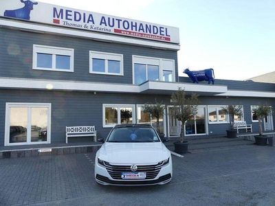 Gebraucht VW Arteon Elegance 150 PS (110 kW) 2018 Weiß Kleinwagen