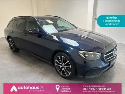 Gebraucht Mercedes E200 Avantgarde 211 PS (155 kW) 2022 Blau Kombi
