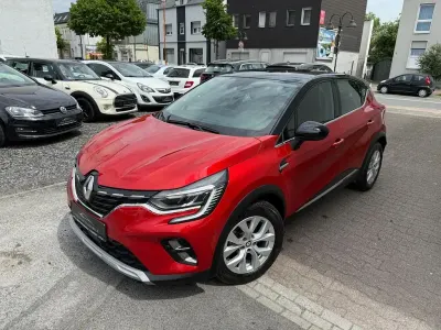 Gebraucht Renault Captur Intens 140 PS (102 kW) 2021 Metallic dezir rot SUV