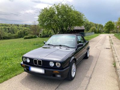 Gebraucht BMW 318 Cabriolet 113 PS (83 kW) 1994 Schwarz Cabrio