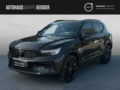 Gebraucht Volvo XC40 Plus 163 PS (119 kW) 2025 Onyx schwarz SUV