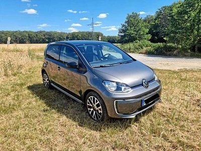 gebraucht VW e-up! Edition Siliziumgrau Metallic Deep Black Perleff.