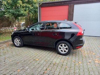 Schwarz Gebraucht 2016 Volvo XC60 SUV | 17.999 € (Fairer Preis)
