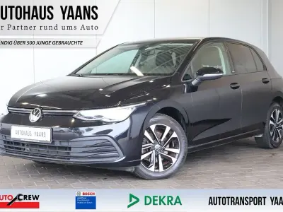 Używany VW Golf VIII United 116 KM (85 kW) 2020 Czarny Sedan/Limuzyna