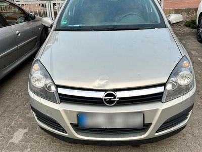 Gebraucht Opel Astra 105 PS (77 kW) 2006 Silber Limousine