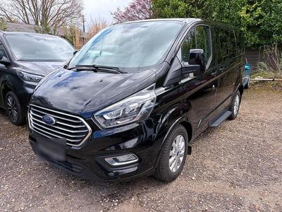 Gebraucht Ford Tourneo Titanium 185 PS (136 kW) 2020 Schwarz Van / Kleinbus