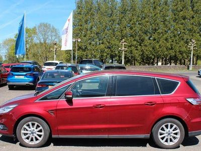 Second-hand Ford S-MAX S 160 CP (117 kW) 2015 Roșu Monovolum
