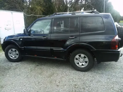 Gebraucht Mitsubishi Pajero Elegance 160 PS (117 kW) 2003 Magicschwarz (p) SUV