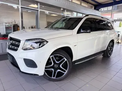 Gebraucht Mercedes GLS350 AMG line 258 PS (189 kW) 2018 Diamantweiss  metalliclack SUV