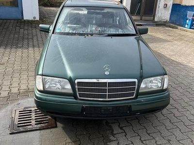 Gebraucht Mercedes C230 150 PS (110 kW) 1994 Grün Limousine