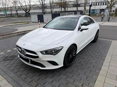 Second-hand Mercedes CLA180 136 CP (100 kW) 2022 Alb Berlinǎ