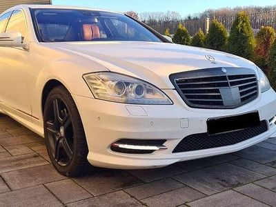 Weiß Gebraucht 2010 Mercedes S450 AMG Limousine | 29.800 €