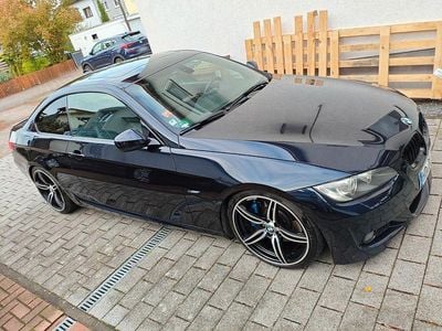 Gebraucht BMW 330 Sport Line 245 PS (180 kW) 2010 Schwarz Coupé