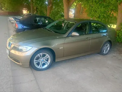 Gebraucht BMW 318 129 PS (94 kW) 2003 Gold Limousine