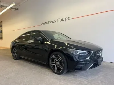 Gebraucht Mercedes CLA250e AMG line 163 PS (119 kW) 2025 Kosmosschwarzmetallic Limousine