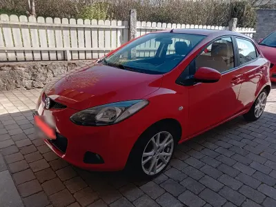 Gebraucht Mazda 2 102 PS (75 kW) 2008 Rot Kleinwagen