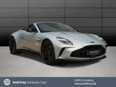 Nouvelle Aston Martin V8 Vantage 680 ch (500 kW) 2026 Argent Cabriolet