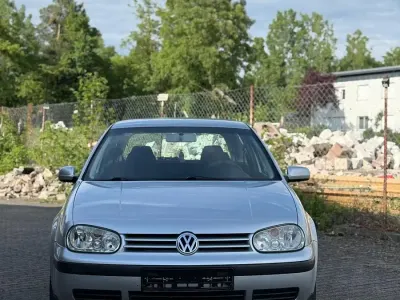 Gebraucht VW Golf IV 75 PS (55 kW) 2002 Silber Kleinwagen