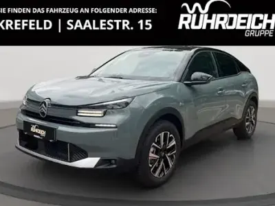 Neu Citroën C4 PureTech 131 PS (96 kW) 2025 Manhatten grün Limousine