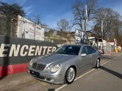 Gebraucht Mercedes E220 Elegance 150 PS (110 kW) 2004 Silber Limousine