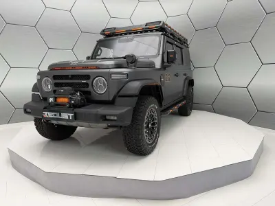 Neu BAW 212 166 PS (122 kW) 2026 Grau SUV