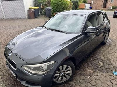 Second-hand BMW 118 Urban Line 170 CP (125 kW) 2011 Gri Hatchback