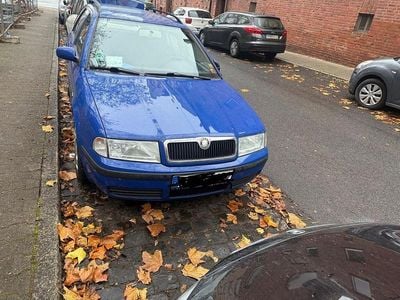 Blau Gebraucht 2007 Skoda Octavia Tour Kombi | 2.150 € (Fairer Preis)