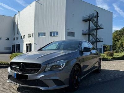 Second-hand Mercedes CLA180 Urban 122 CP (89 kW) 2015 Gri Berlinǎ