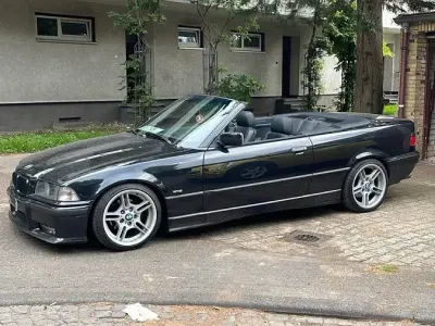 Gebraucht BMW 318 Cabriolet Sport Line 116 PS (85 kW) 2000 Schwarz Cabrio