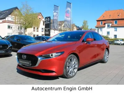 Second-hand Mazda 3 Exclusive-Line 140 CP (102 kW) 2025 Roșu Berlinǎ