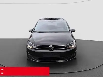 Gebraucht VW Touran Highline 150 PS (110 kW) 2023 Schwarz metallic Van / Kleinbus