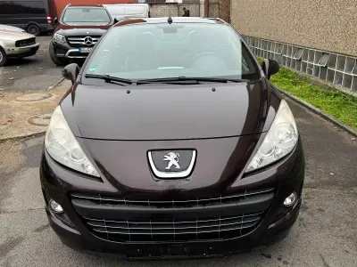 Gebraucht Peugeot 207 CC Allure 111 PS (81 kW) 2014 Violet Cabrio