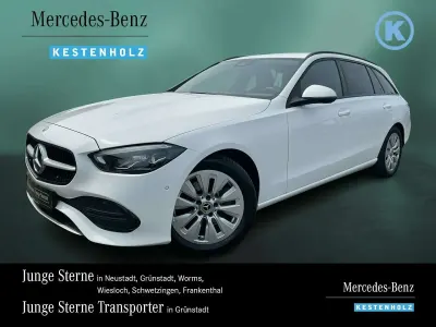 Gebraucht Mercedes C200 163 PS (119 kW) 2023 Unilack polarweiß Kombi