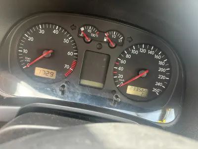 Gebraucht VW Golf IV 101 PS (74 kW) 1998 Silber Kleinwagen