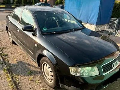 Gebraucht Audi A4 101 PS (74 kW) 2002 Schwarz Limousine