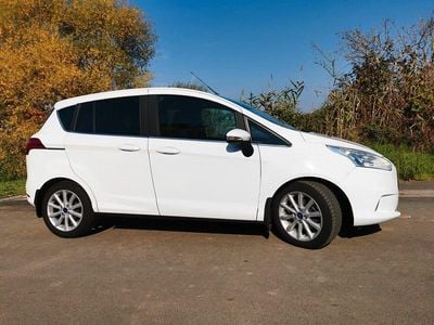 Usata Ford B-MAX 125 CV (91 kW) 2016 Bianco Monovolume