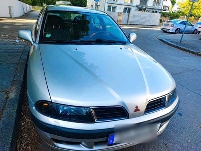 Mitsubishi Carisma