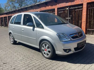 Usado Opel Meriva 75 HP (55 kW) 2006 Prateado Monovolume