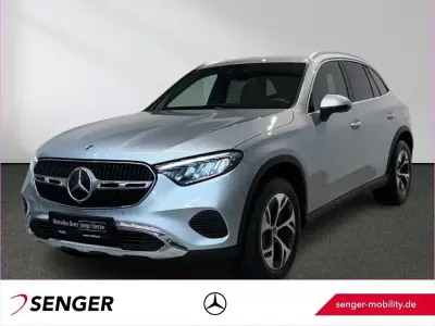 Gebraucht Mercedes GLC300e Avantgarde 204 PS (150 kW) 2025 Silber SUV
